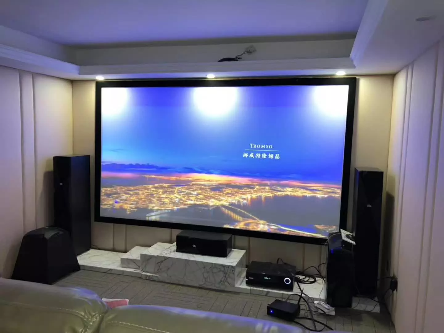 simple shape best home cinema projector with good price for meeting room-17